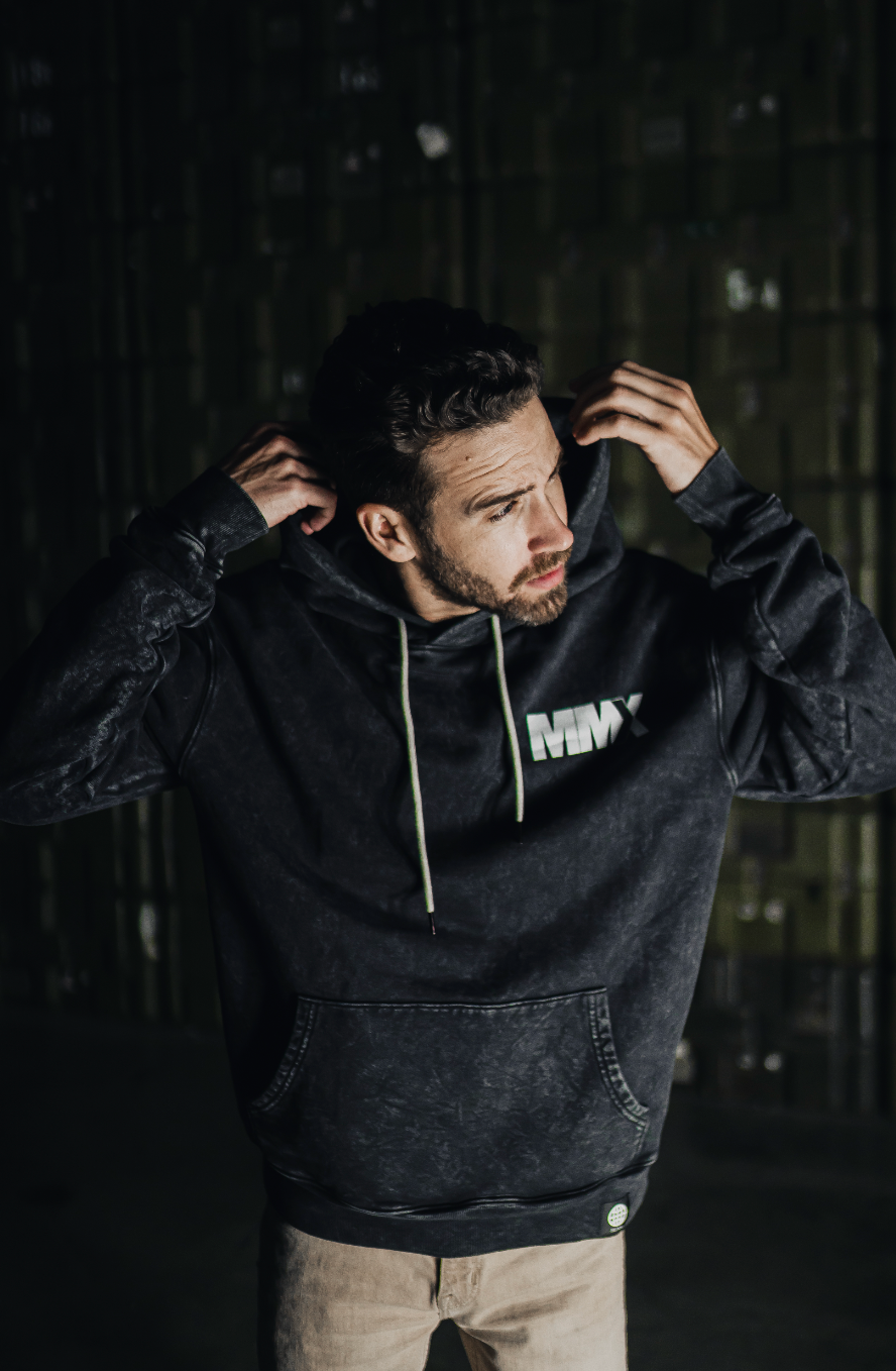 ICONIC HOODIE (STAGE 2) – MONSTERMAX